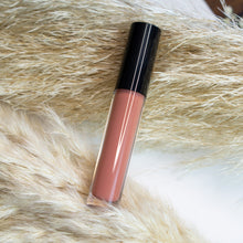 Load image into Gallery viewer, Lip Gloss_2.png
