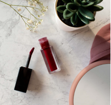 Load image into Gallery viewer, Matte Lip Stain_4.png
